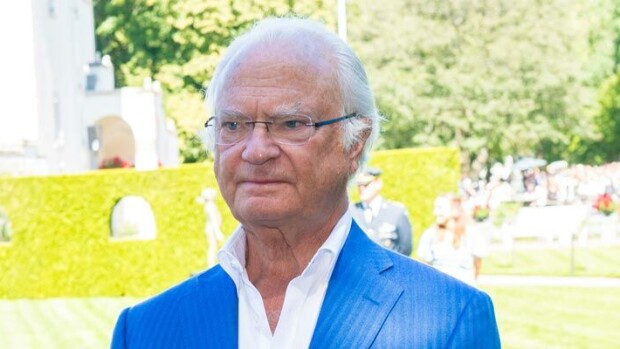 Kuva! Ruotsin kuningas Kaarle Kustaa osti itselleen synttärilahjaksi sportti-Bemarin! Kaarle Kustaa