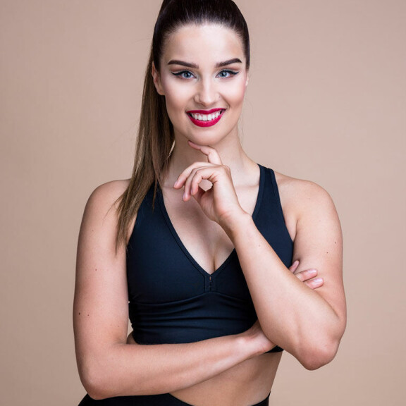 Matti Nykäsen tytär Eveliina Mäntykangas ja hehkeä Miss Eloweena Tiia mukana Wellnessmalli-kilpailun finaalissa - katso kuvat kaikista finalisteista! Josefiina Lahtinen