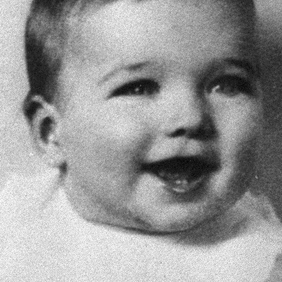 Clint Eastwood 90 vuotta! Työläisperheen poika ei loistanut koulussa, rikkauksiin johtanut näyttelijänura alkoi sivuosista Clint Eastwood