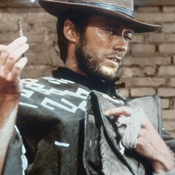 Clint Eastwood 90 vuotta! Työläisperheen poika ei loistanut koulussa, rikkauksiin johtanut näyttelijänura alkoi sivuosista Clint Eastwood