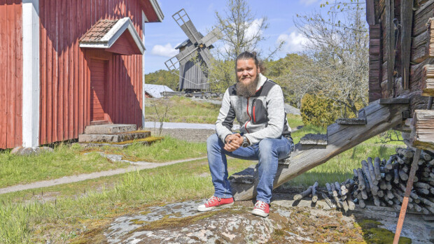 Naantalissa jysähti parisuhdepommi! Maajussi-Laurin ja Anun unelmaliitto säpäleiksi: Työ meni kaiken edelle! Lauri