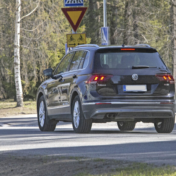 Tällainen on Samuli Edelmannin 16 vuotta nuorempi oululaisrakas: eronnut yksinhuoltajakaunotar on kaunis kuin missi! sss