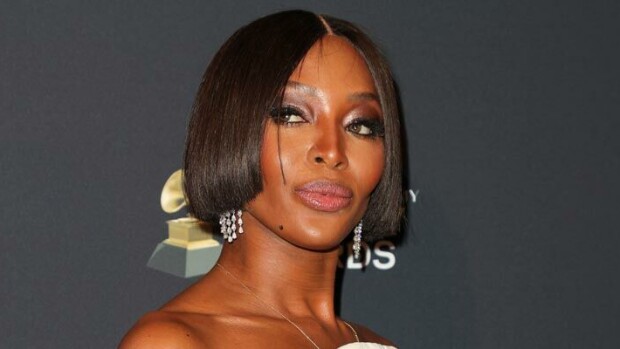 11 pahoinpitelysyytettä ja 56 miljoonan euron omaisuus – vaikeasta luonteestaan tunnettu mallilegenda Naomi Campbell täyttää 50 vuotta! Naomi Campbell