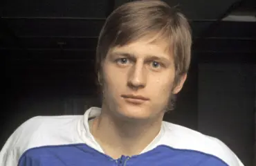 Helvetinmoinen polemiikki! Juhani Tammisen mitta tuli täyteen Yhdysvalloissa – löi luun kurkkuun ja haukkui täysin pystyyn: ”Tyhmin ympäristö missä olin ikinä ollut!”