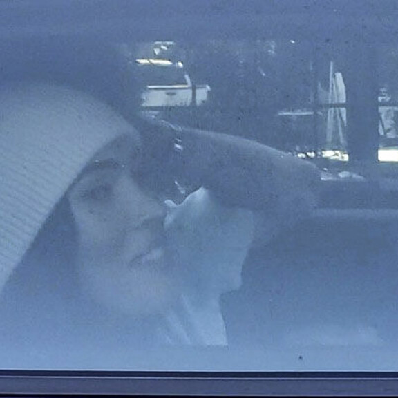 Paparazzikuvat paljastavat: eronnut superkaunotar Megan Fox vaihtoi heti nuorempaan - läheisesti yhdessä suosikkiräppärin kanssa! megan fox