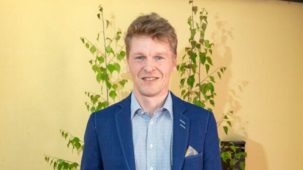 Kotoaan pois lähteneen Toni Niemisen kriisi syvenee – vippasi rahapulassa kavereiltaan! Toni Nieminen
