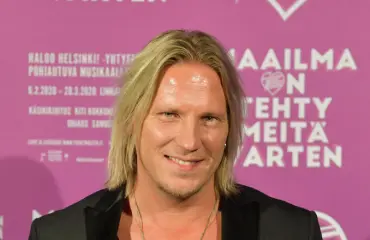 Sami Kuronen käräjille tyttärensä maksamattomista elatusmaksuista - tienannut yli 100 000 euroa jo monta vuotta putkeen!