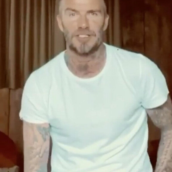 Päälakea paleltaa! Ex-futaaja David Beckhamilla alkaa hiukset harventumaan – Takavuosien tukkatyylit kadonneet kuin tuhka tuuleen! david beckham kalju