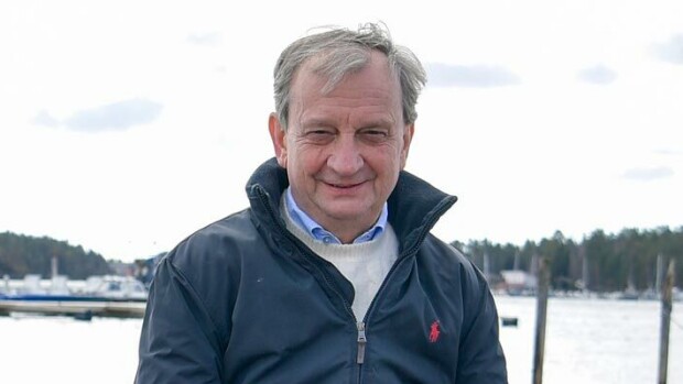 Korona vei ystävän! Järkyttynyt Hjallis Harkimo: ”Vasta nyt tajuan taudin vakavuuden!” Hjallis Harkimo