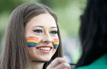 Oletko perillä panseksuaalisuuden ja biseksuaalisuuden eroavaisuuksista?