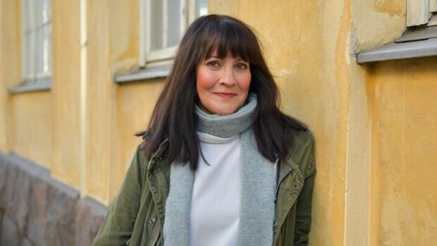 Näyttelijä Vuokko Hovatta keksii uutta tekemistä koronakaaoksessa – ”Tilanne on häkellyttävä!” Vuokko Hovatta