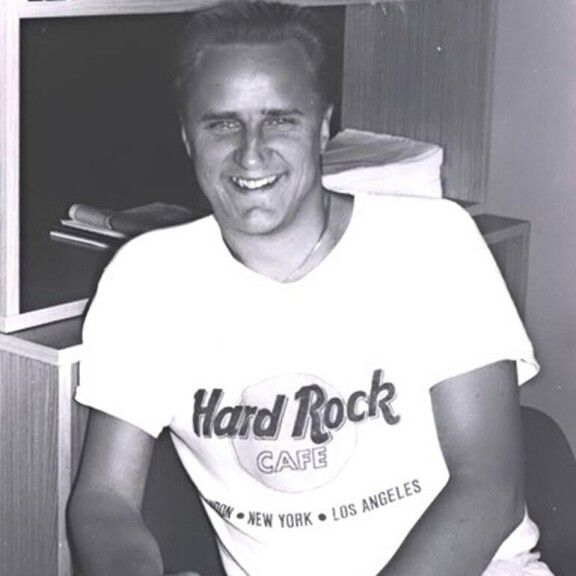 1980-luvulla Juhamatti oli yksi Suomen suosituimmista iskelmätähdistä. 1980-luvulla Juhamatti oli yksi Suomen suosituimmista iskelmätähdistä.