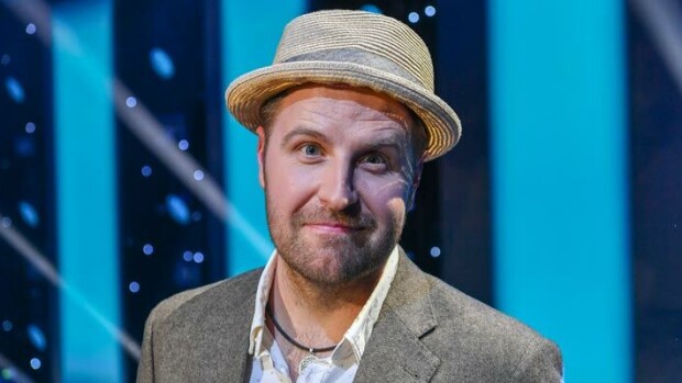 Tangokuningas Kyösti Mäkimattila jyrähtää radioille: Soittakaa suomalaista musiikkia! Kyösti Mäkimattila