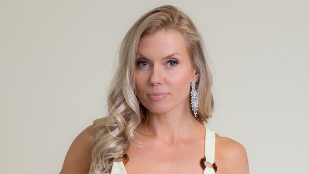 Kohukaunotar Henna Peltonen puhuu avoimesti rahasta: Olen minimalisti! Henna Peltonen