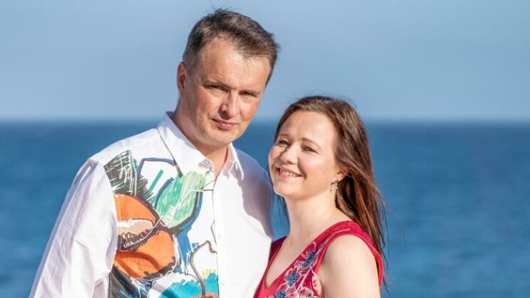 Laulaja Isto Hiltunen ja Leena-vaimo talvehtivat Kanarialla – ”Ei pelkkää votkaturismia!” Isto ja Leena Hiltunen.