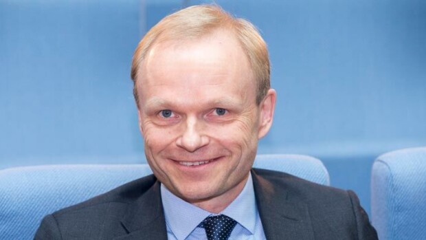 Kaksi ökyhuvilaa ja 2,2 miljoonan euron kaupunkikoti! Nokian uusi toimitusjohtaja Pekka Lundmark viihtyy luksuslinnoissa! Pekka Lundmark alkaa luotsata Nokiaa viimeistään syyskuussa.