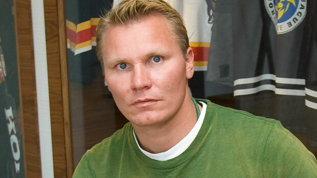 Entinen NHL-maalivahti Jani Hurme: Kihlat! Jani H