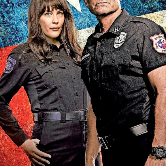 9-1-1: Lone Staria Rob Lowen kanssa tähdittää Liv Tyler. 9-1-1: Lone Staria Rob Lowen kanssa tähdittää Liv Tyler.