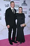 Salamarakastunut pari avioitui vuonna 2014. Kuva on vuoden 2017 NHL Awards -gaalasta.