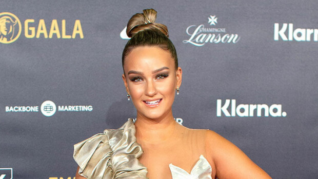 Upea laulajatar Nelli Matula kiitollisena: Minua on kannustettu kasvamaan sellaiseksi naiseksi kuin haluan olla! Nelli Matula