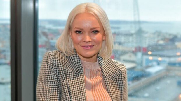 The Voice of Finland -tähtivalmentaja Anna Puu: Tiedän miltä tuntuu pudota tyhjän päälle! Anna Puu on tuttu laulukilpailuista.