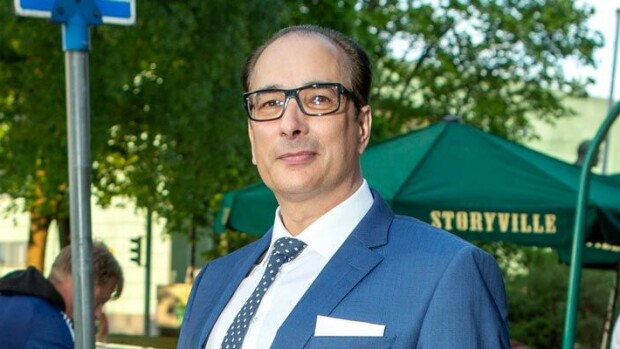 Kohujuristi Heikki Lampela uudelle uralle – ”Firmani aukeaa pian!” Heikki Lampela läpäisi LKV-kokeen.