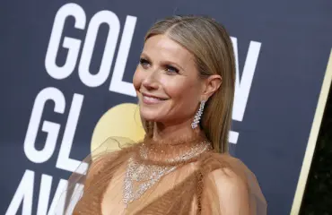Ostoryntäys! Gwyneth Paltrow'n intiimialueilta tuoksuva kynttilä myytiin heti loppuun: "Ihana, odottamaton ja hauska!"