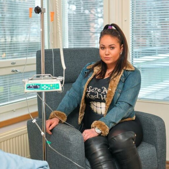Lääkitys annetaan nyt suoraan suoneen. Lääkitys annetaan nyt suoraan suoneen.