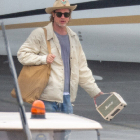 Matkustelua yksityiskoneella vai luksusaikaa lapsien kanssa? Ex-pari Brad Pittin ja Angelina Jolien arki eroaa toisistaan melkoisesti! brad