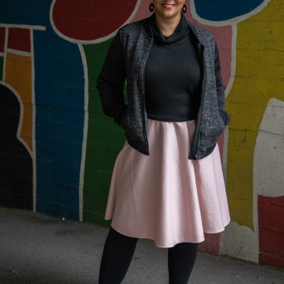 Lola Odosoga työskentelee nykyisin Warner Bros Finland -tv-tuotantoyhtiössä roolittajana Helsingissä. Koti on toki yhä Turussa. Lola Odosoga työskentelee nykyisin Warner Bros Finland -tv-tuotantoyhtiössä roolittajana Helsingissä. Koti on toki yhä Turussa.