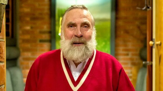 Pystyisitkö itse samaan? Hiihtäjälegenda Juha Mieto, 70, paljastaa jouluperinteensä käsittämättömät kilometrimäärät: ”Autuaallisimpia oloja, mitä ihminen voi kuvitella!” Juha Mieto kertoo jouluperinteestään.