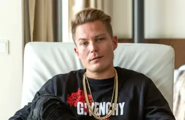 Jättiyllätys! Cheek nousi lavalle – kuva!