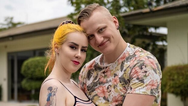 Marin ja Väpän suhde kesti pettämisen ja sekoilun Temptation Island Suomessa - liikuttava avautumien somessa: 'Ehkä me ollaan tyhmiä ja sekaisin, mutta mulla on hyvä olla' tis-mari ja väpä