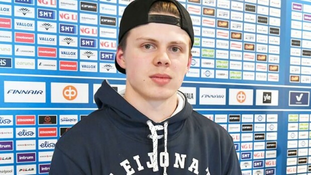 Yhdistivätkö exät voimansa?! Kasperi Kapasen on-off rakkaat tukevat toisiaan somessa! kasperi kapanen