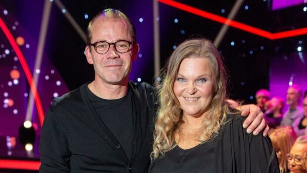 Näyttelijä Nicke Lignell vaimonsa kohukirjan paljastuksista: ”Koin tunteenpurkauksia!” Nicke Lignell luki vaimonsa kirjan.