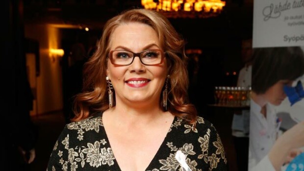 Suurin pudottaja -voittaja Nina Mikkonen avautuu rahahuolistaan: ”Minun luullaan elävän sosiaalituilla!” Nina Mikkonen avautuu taloushuolistaan.