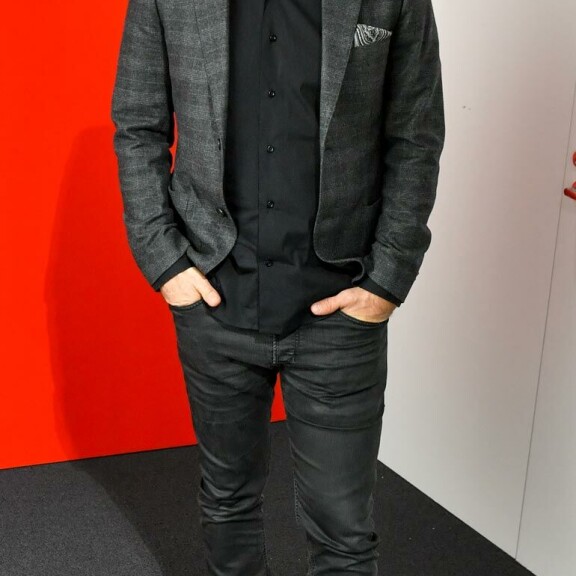 Kapen katse on töiden tekemisessä. – Muun ajan olen poikieni kanssa. Kapen katse on töiden tekemisessä. – Muun ajan olen poikieni kanssa.