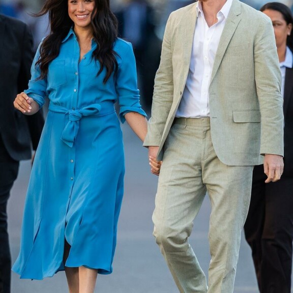 Sussexin herttuapari aikoo jatkossa elää puoliksi tavallisena Harrisonin perheenä. Sussexin herttuapari aikoo jatkossa elää puoliksi tavallisena Harrisonin perheenä.