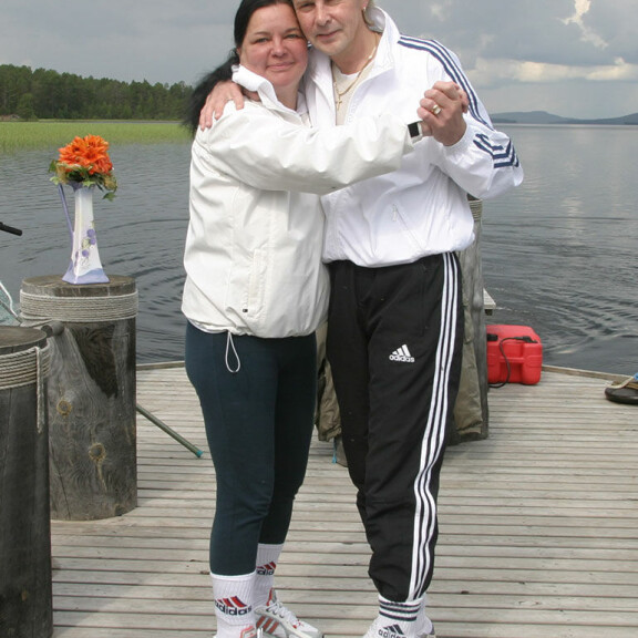 Mervi oli naimisissa edesmenneen Matti Nykäsen kanssa. He erosivat lopullisesti kesällä 2010. Matti menehtyi helmikuun alussa. Mervi Tapola ja Matti Nykänen