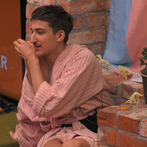 Lähes kaikki Big Brother -asukkaat hyväksyisivät varkauden - juristi-Kimmo täysin eri mieltä: 'Voit käydä sosiaalitoimistossa' kevin