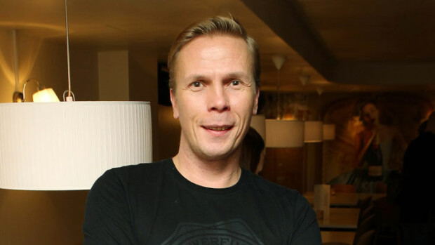 Näyttelijä Jukka Rasila hylkäsi supersuositun Putous-sarjan – ”En lähtisi mukaan, vaikka pyydettäisiin!” Jukka Rasila hylkäsi Putouksen.