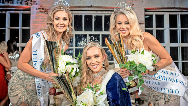 Oho! Miss Suomi Anni Harjunpään valtakausi jää ennätyksellisen lyhyeksi - seuraaja valitaan poikkeuksellisen pian! Miss Suomi