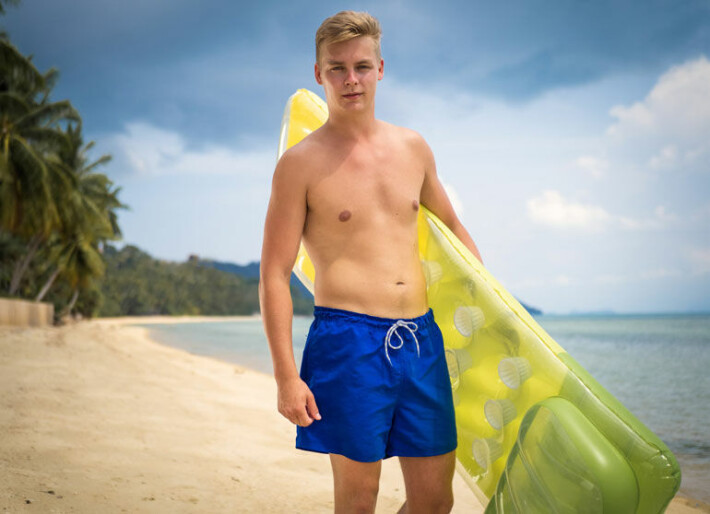 Jesper Kauhanen Temptation Island Suomen promokuvissa. Jesper Kauhanen Temptation Island Suomen promokuvissa.