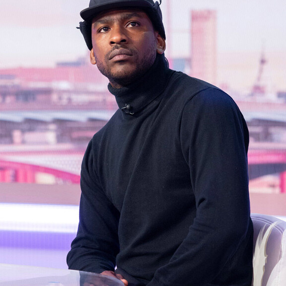 Onko tässä Adelen uusi mies? Skepta on tummahipiäinen brittiräppäri - katso kuva! skepta