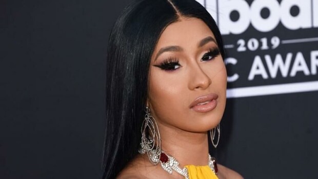 Mitä ihmettä?! Cardi B tallusteli Pariisissa täysin tunnistamattomana- Kuvat! cardi b