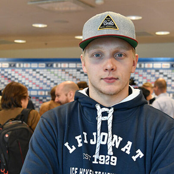 Lätkä Love -sarjasta tuttu pariskunta Miia Säilä ja Ville Husso: Ero! ville husso