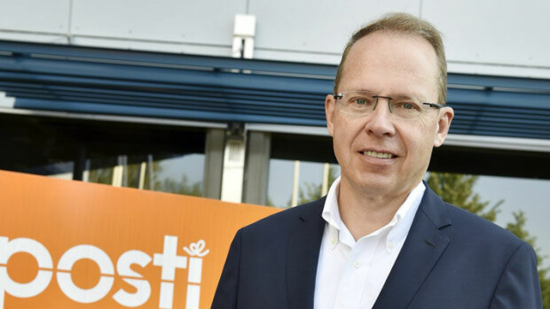 Tässä on Postin kohujohtaja Heikki Malisen 197-neliöinen luksusasunto Helsingin keskustassa – kuvat 2 miljoonan euron ökykodista! Heikki Malinen asuu ökykodissa.