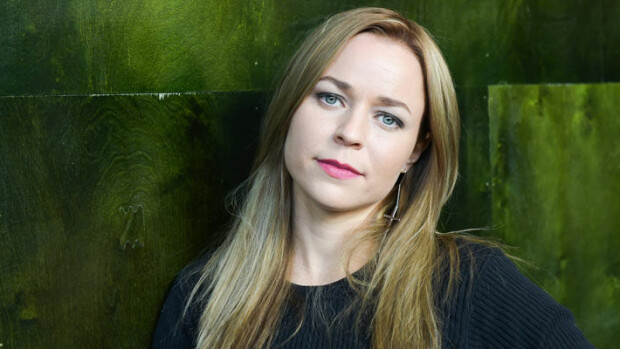 Nuorena laitoshoidossa! Vain elämää -tähti Paula Vesala: Masennus vei hengenvaaraan! Paula Vesala avautuu nuoruusvuosistaan.