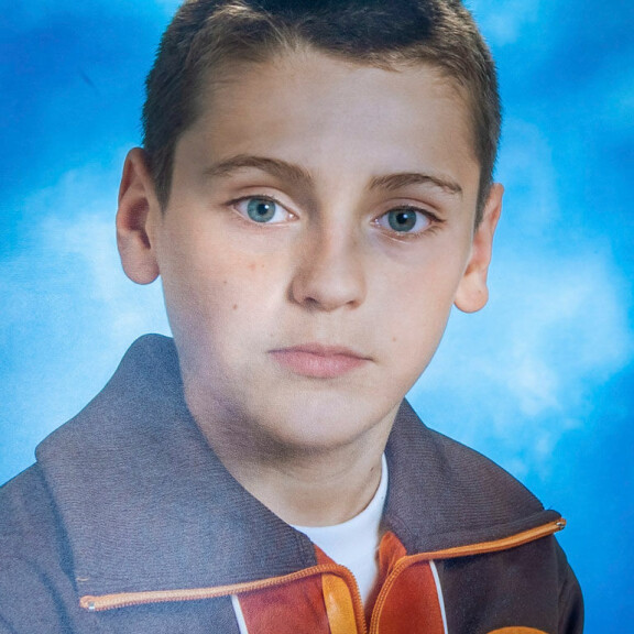 Raymond koulukuvassa. Raymond koulukuvassa.