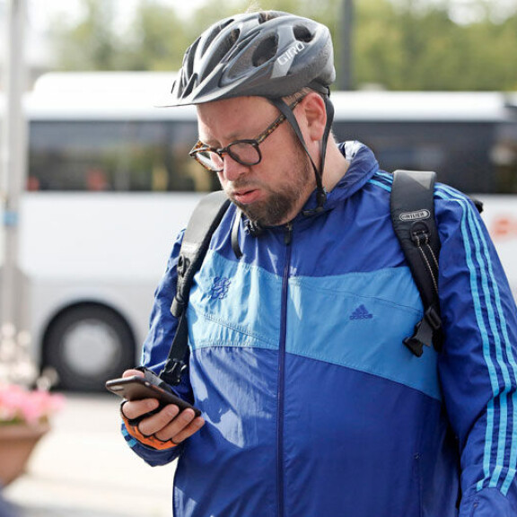 Katsoiko Paavo puhelimestaan, kuinka paljon pyöräretki poltti kaloreita? Arhinmäki